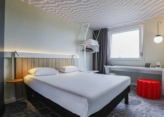 Ibis Luxembourg Airport 3*