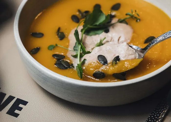 Ibis Luxembourg Airport 3*