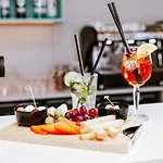 Ibis Luxembourg Airport 3*