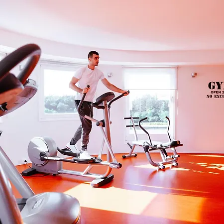 Отель Ibis Luxembourg Airport