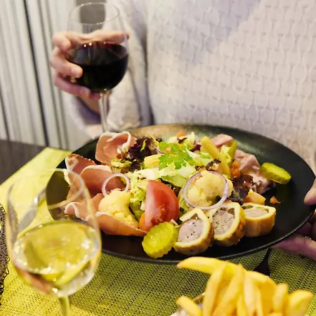 Hotel Ibis Luxembourg Airport 3*