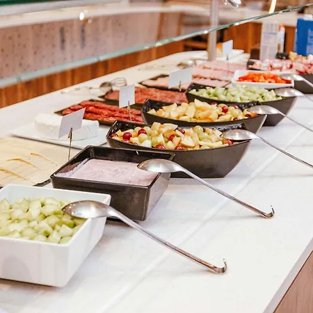 Szálloda Ibis Luxembourg Airport