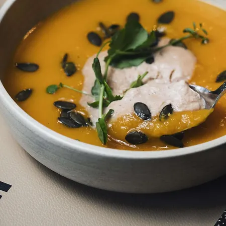 Ibis Luxembourg Airport 3*