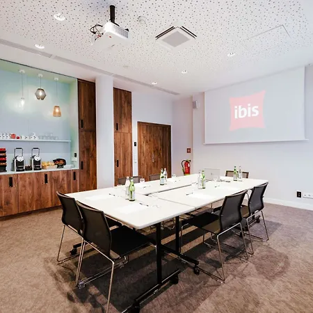 Ibis Luxembourg Airport