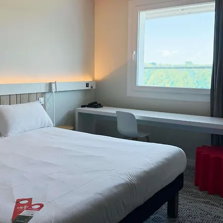 Ibis Luxembourg Airport Hotel 3*